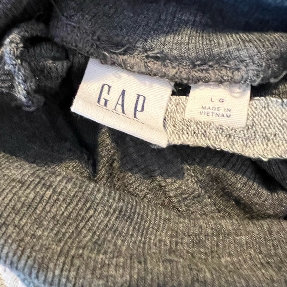 Gap grey turtleneck maternity sweater - Picture 2 of 2